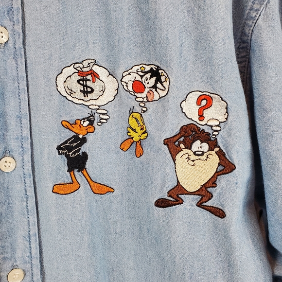 VTG Warner Brothers Bugs Bunny Tasmanian Devil Tweety Chambray Button Up Shirt - Picture 4 of 13